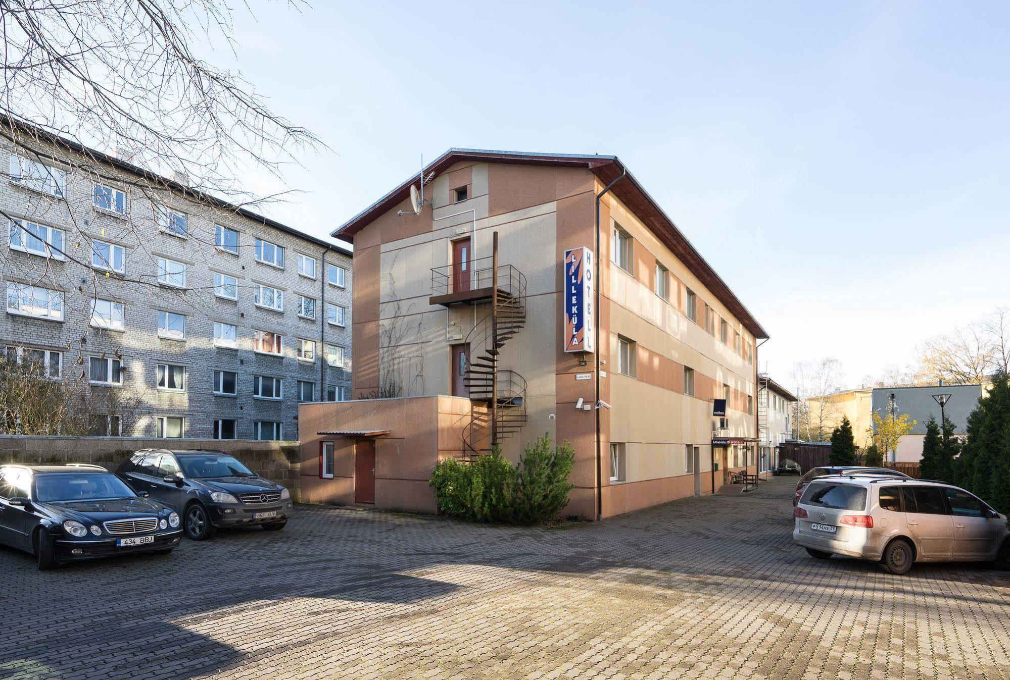 Lillekuela Hotel Tallinn Exterior photo